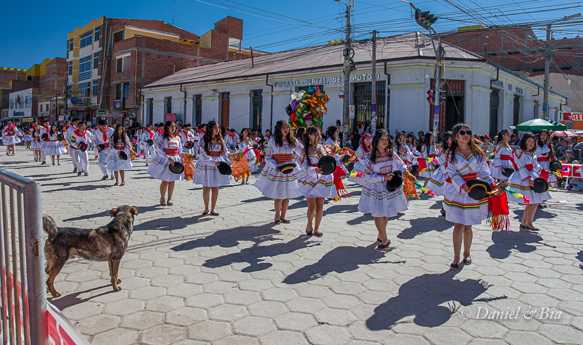 Uyuni - Festa de la Virgen de Urkupiña, Bolívia, 21/08/2026. Foto Daniel e Bia.