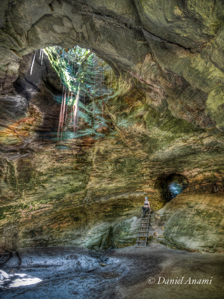 A inacreditável e fresca Gruta da Cruz no Parque Estadual do Ibitipoca, Circuito Janela do Céu em Lima Duarte. 03/01/2015. Foto Daniel Anami.