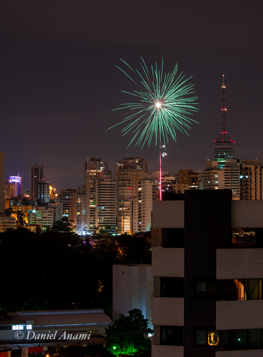 Pow! Réveillon na Aclimação, 31/12/2016. Foto Daniel Anami.