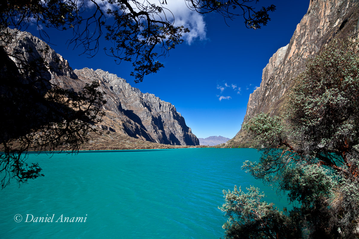 Quarto dia de aclimatação. Laguna Llanganuco na Cordillera Blanca (Chinancocha - 3.800m) 17/08/13. Foto Daniel Anami.