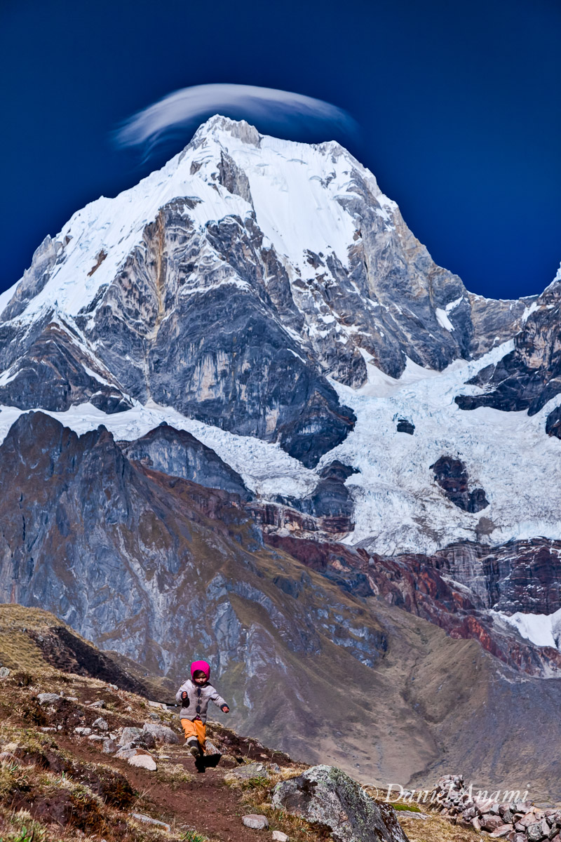 Filho do Yerupajá (um dos raros moradores locais) - 21/08/13. Foto Daniel Anami.