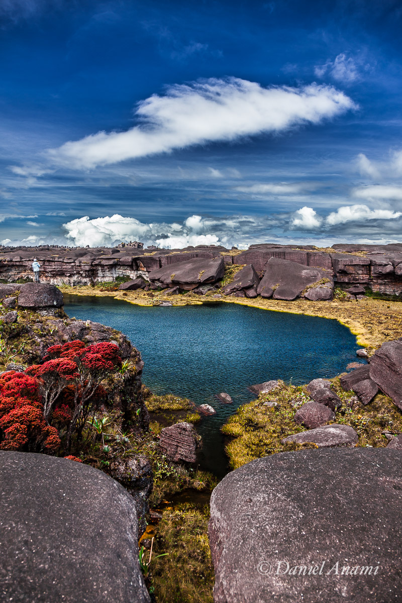 No meio de uma cratera o lago mais inacreditável! Gladys, glad to see you! 17/03/2016. Foto Daniel Anami.