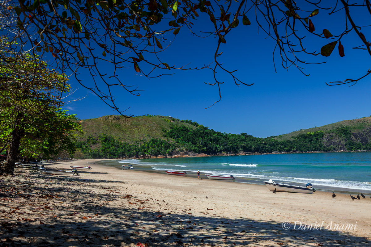 Tranquilidade na Praia do Sono, Laranjeiras, Paraty, 31/08/15. Foto Daniel Anami.